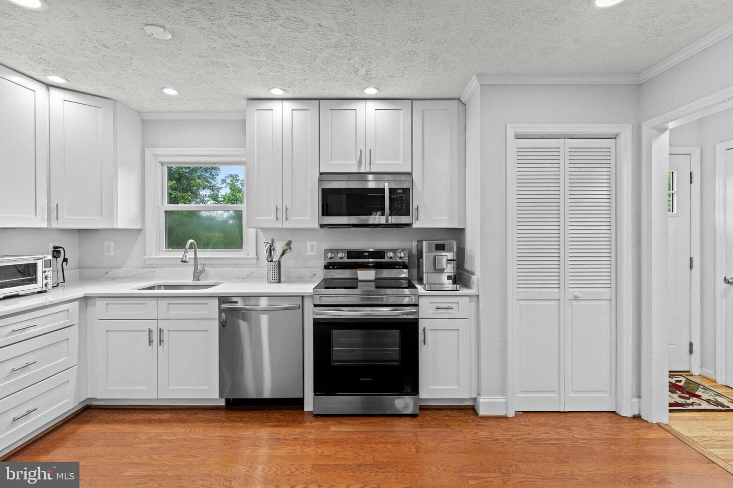20103 Shelburne Glebe Road photo 13