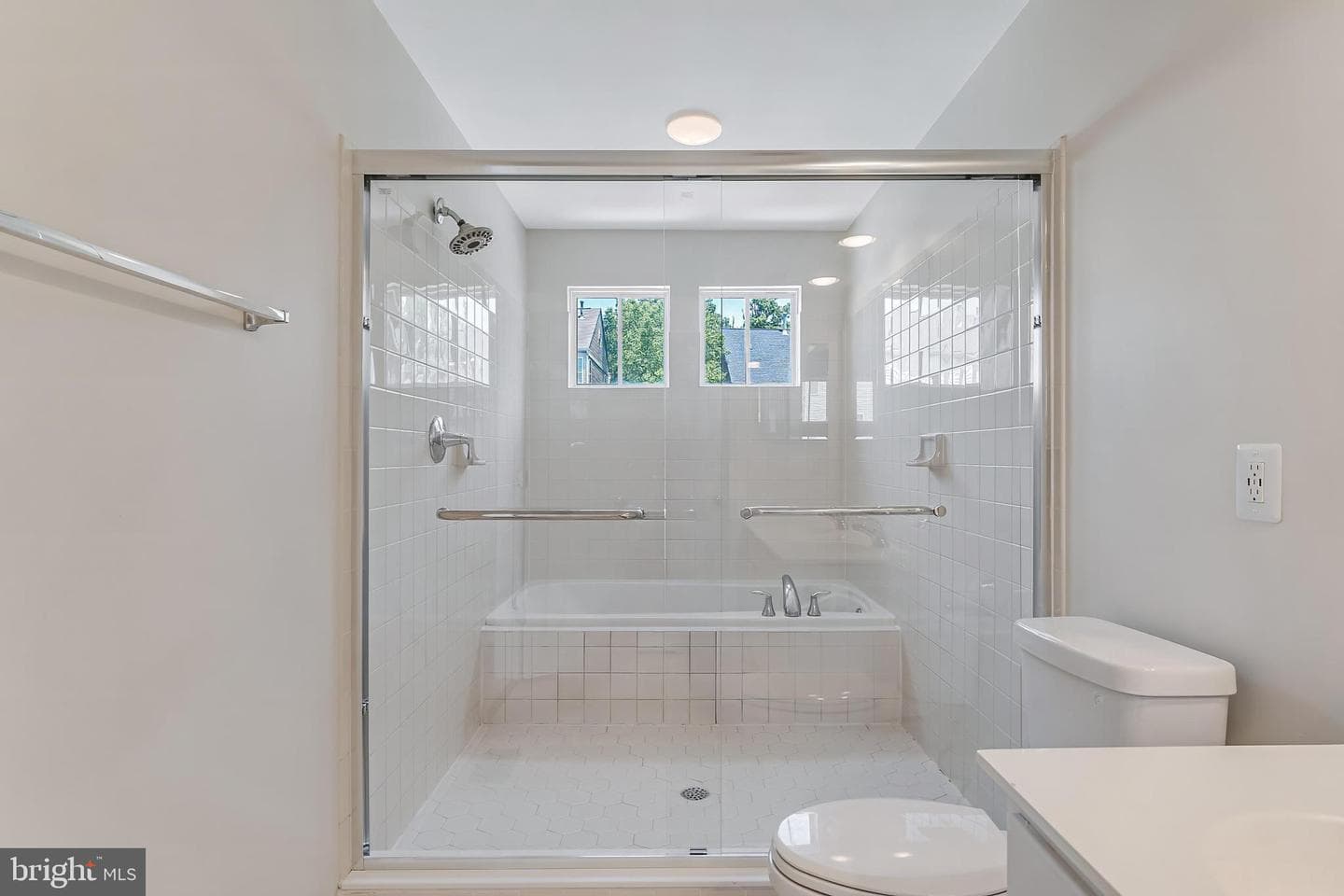 20410 Tilberg Street photo 46