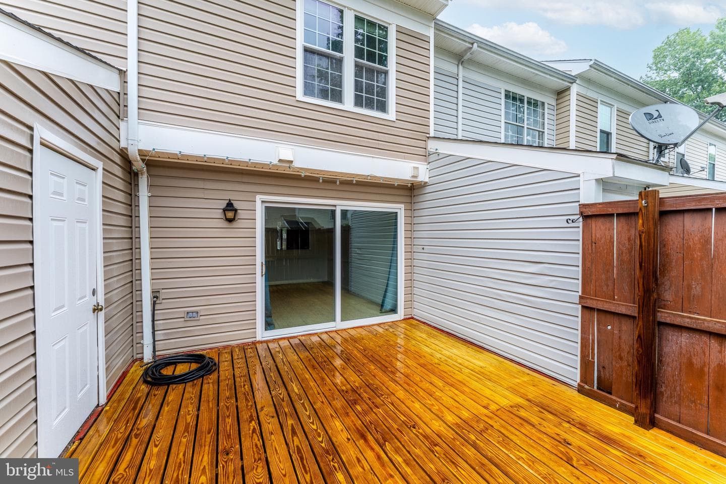 98 Saint Charles Square photo 16