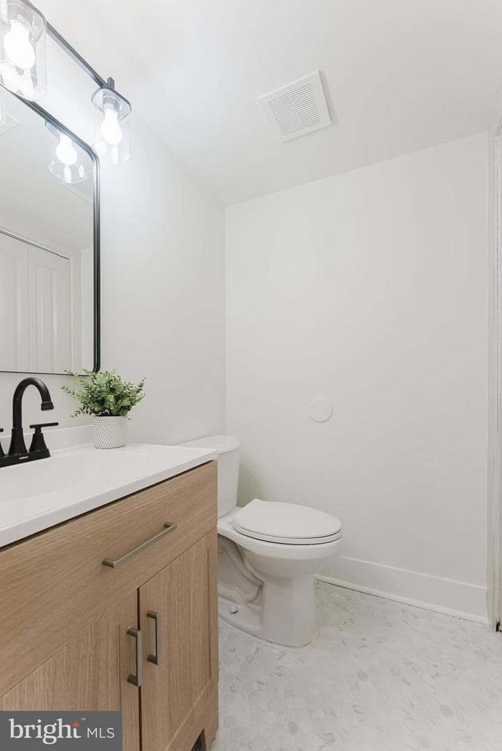 749 Sugarland Run Drive photo 29