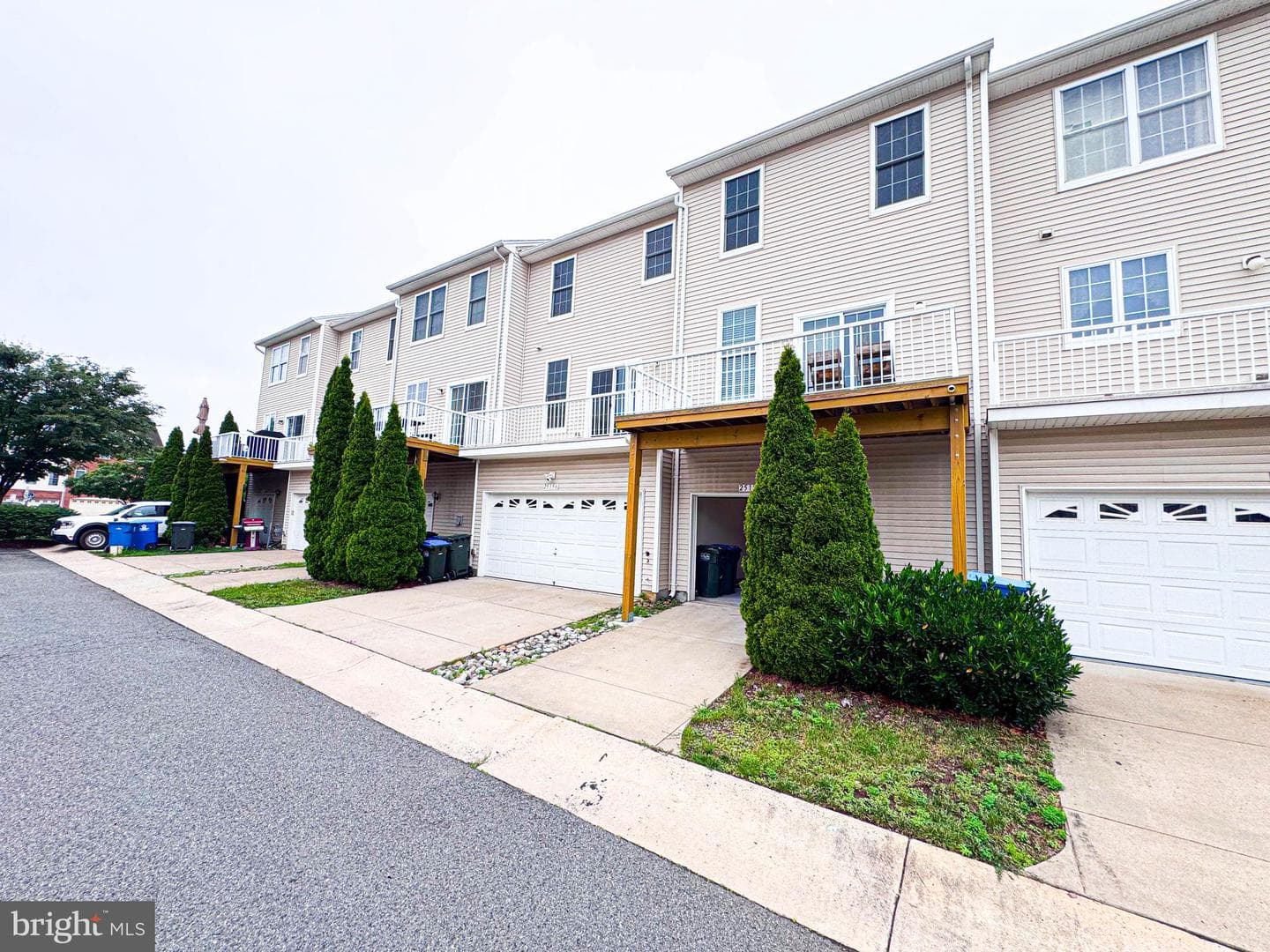 25154 Monteith Terrace photo 16