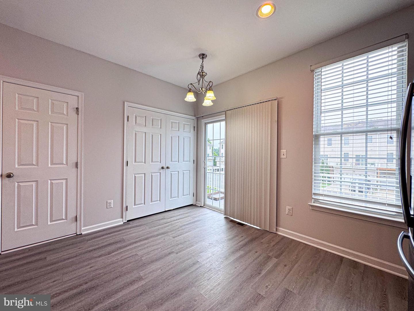 25154 Monteith Terrace photo 24