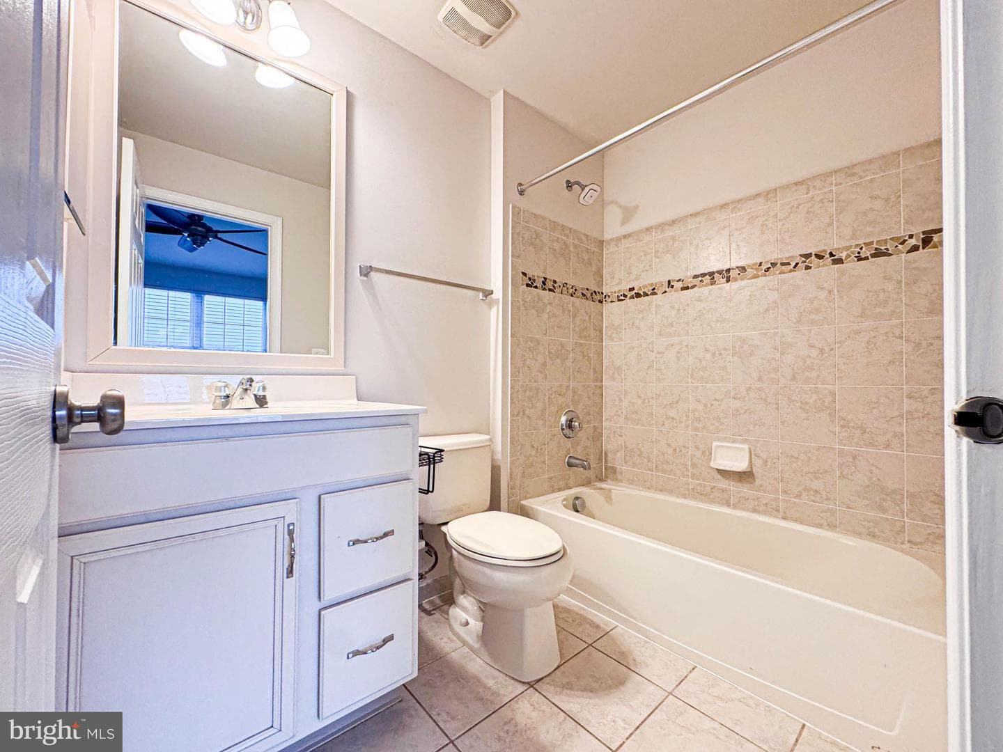 25154 Monteith Terrace photo 54