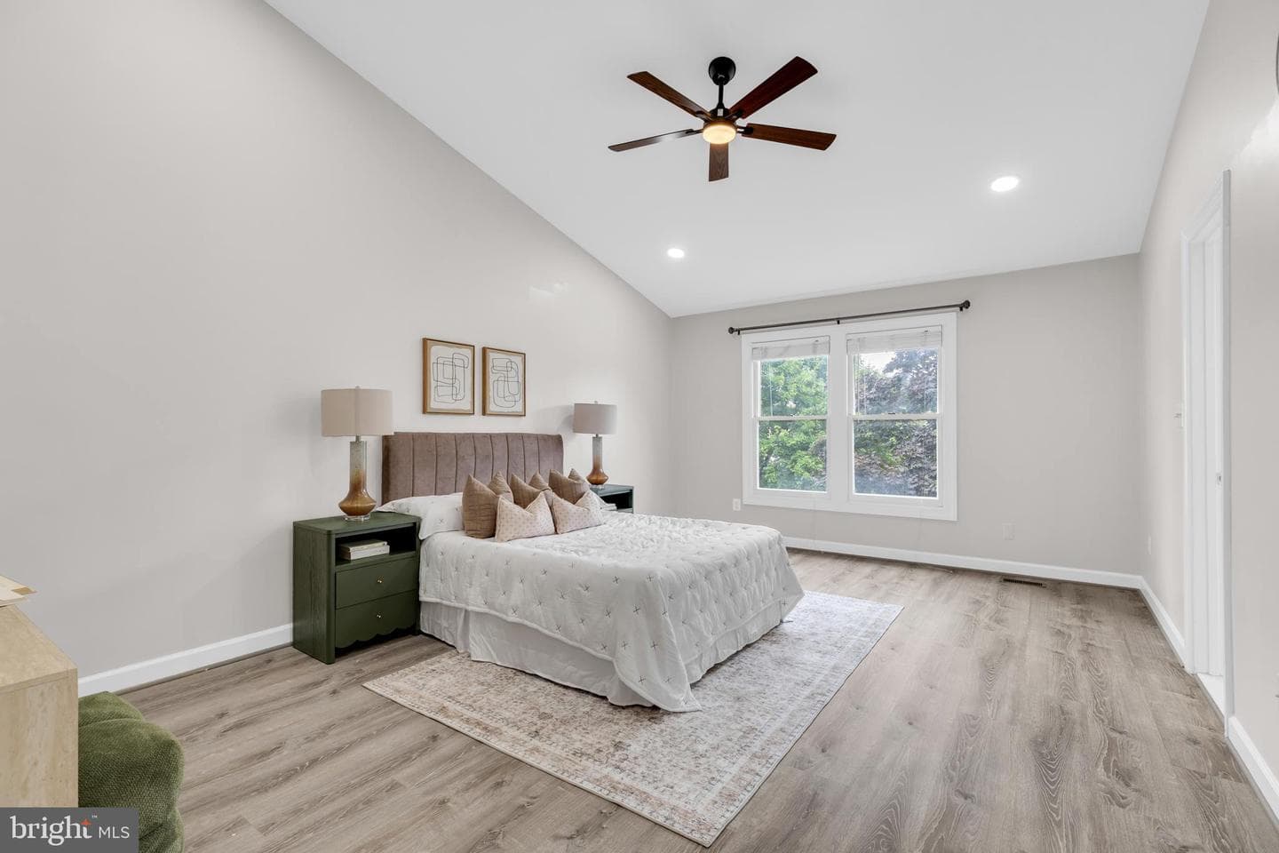 43521 Postrail Square photo 17