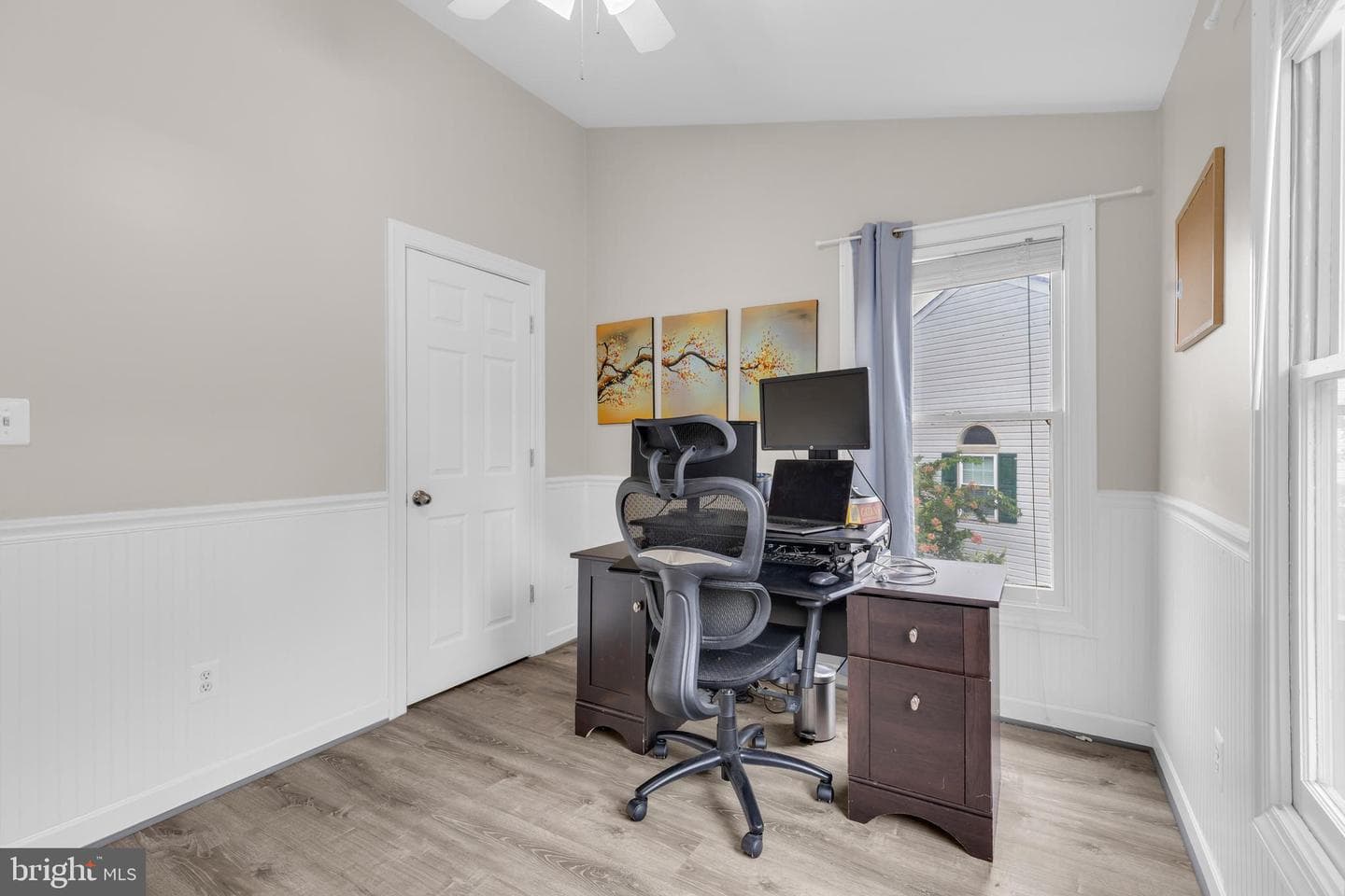 43521 Postrail Square photo 24