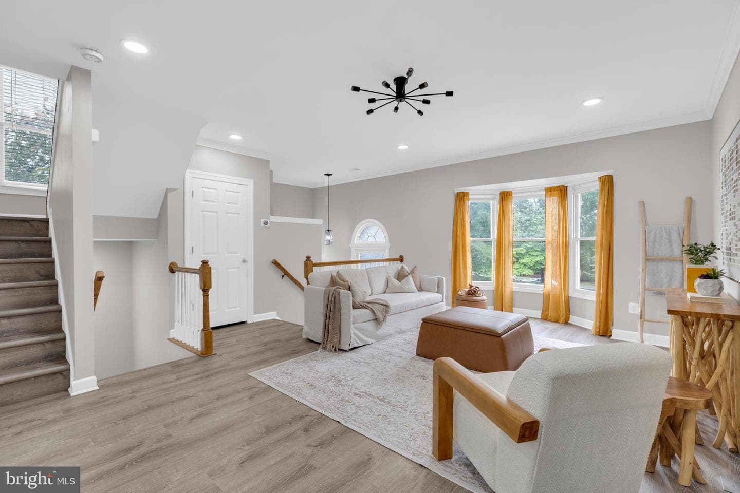 43521 Postrail Square photo 4