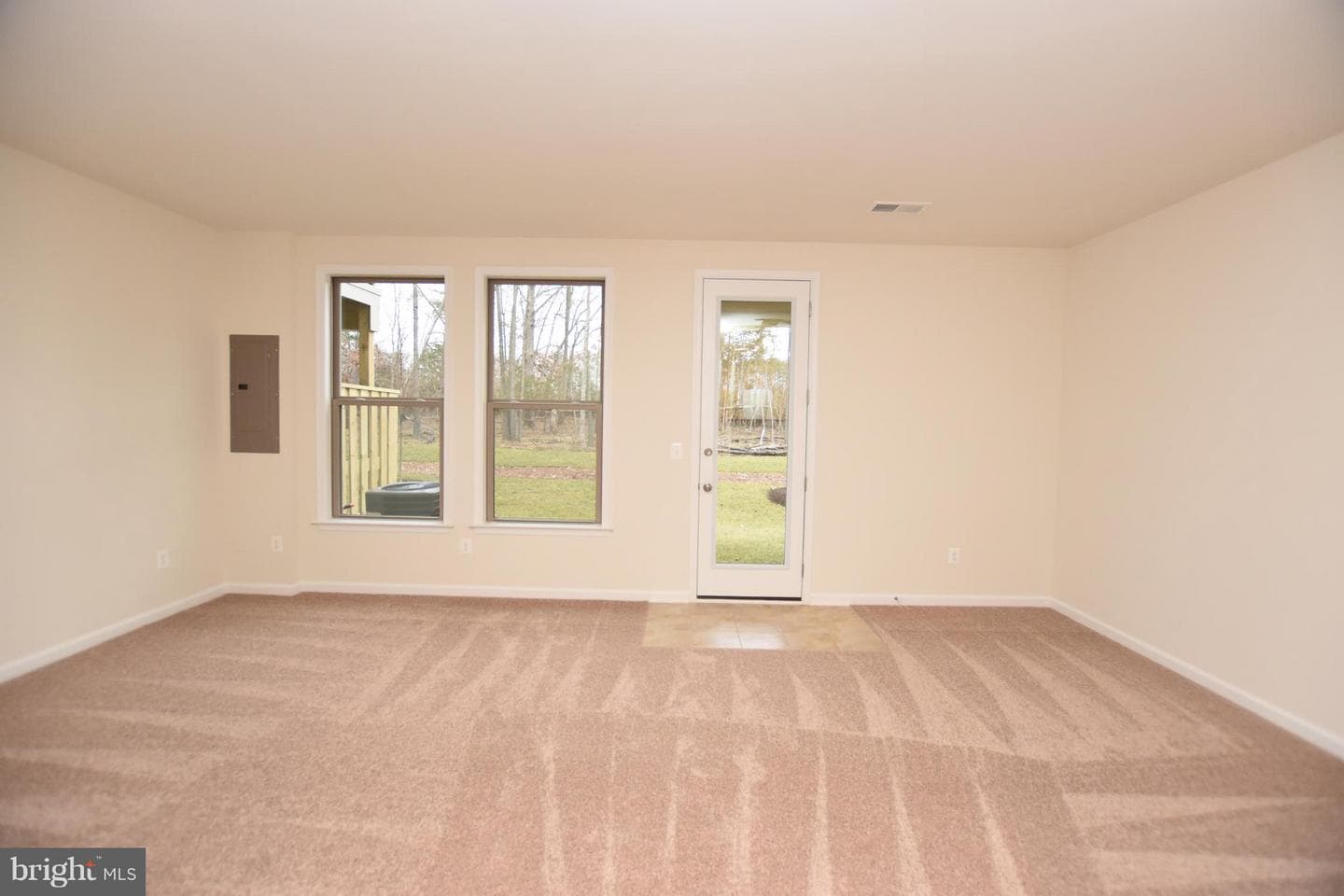 42452 Dogwood Glen Square photo 14