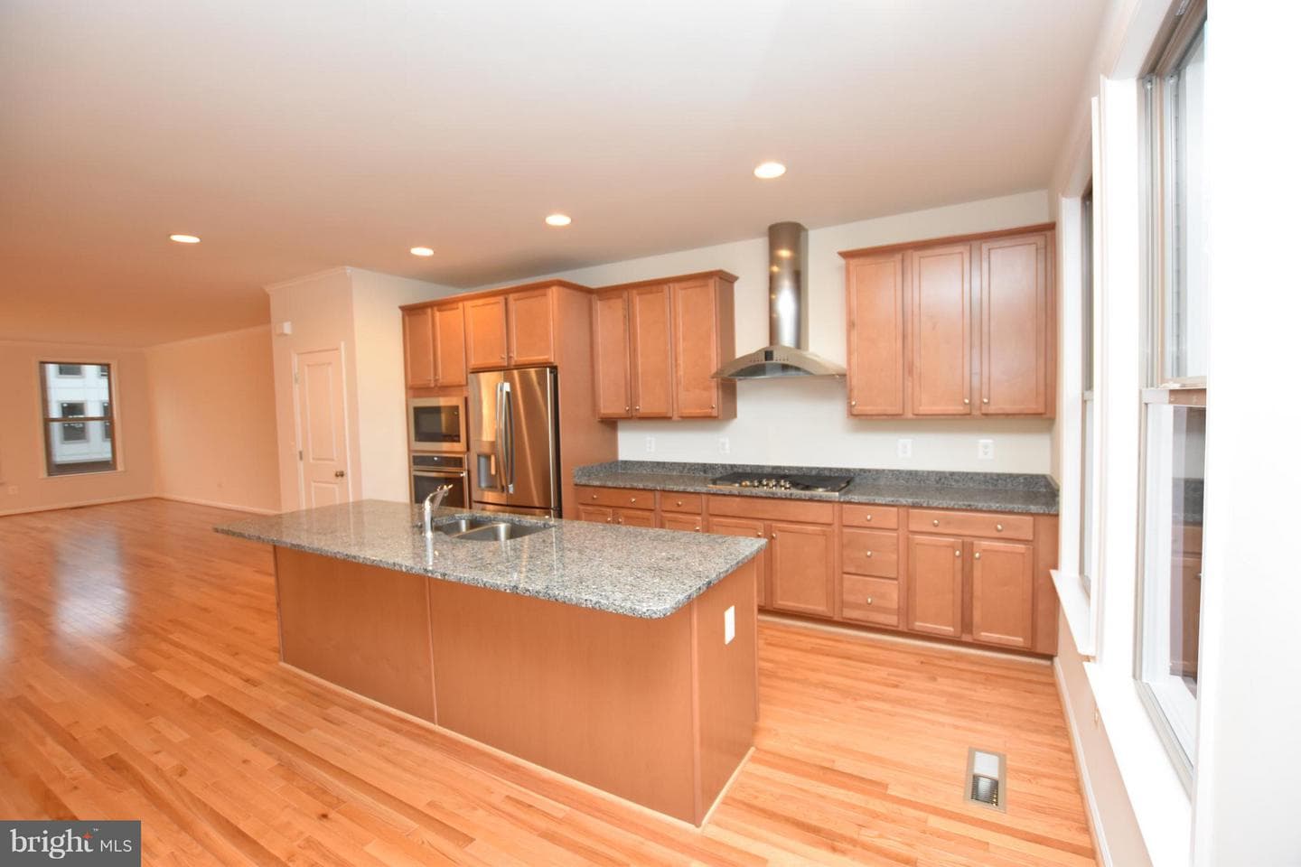 42452 Dogwood Glen Square photo 7