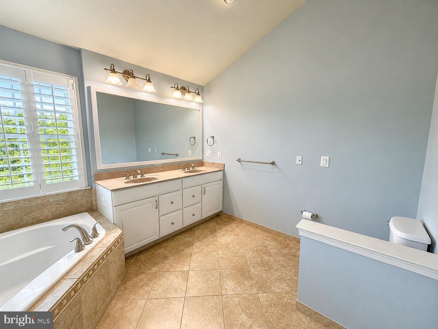 43100 Addlestone Place photo 27