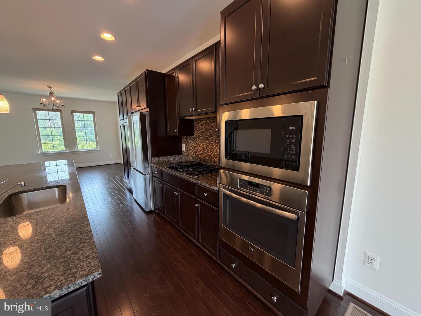 42274 Peregrine Terrace photo 28