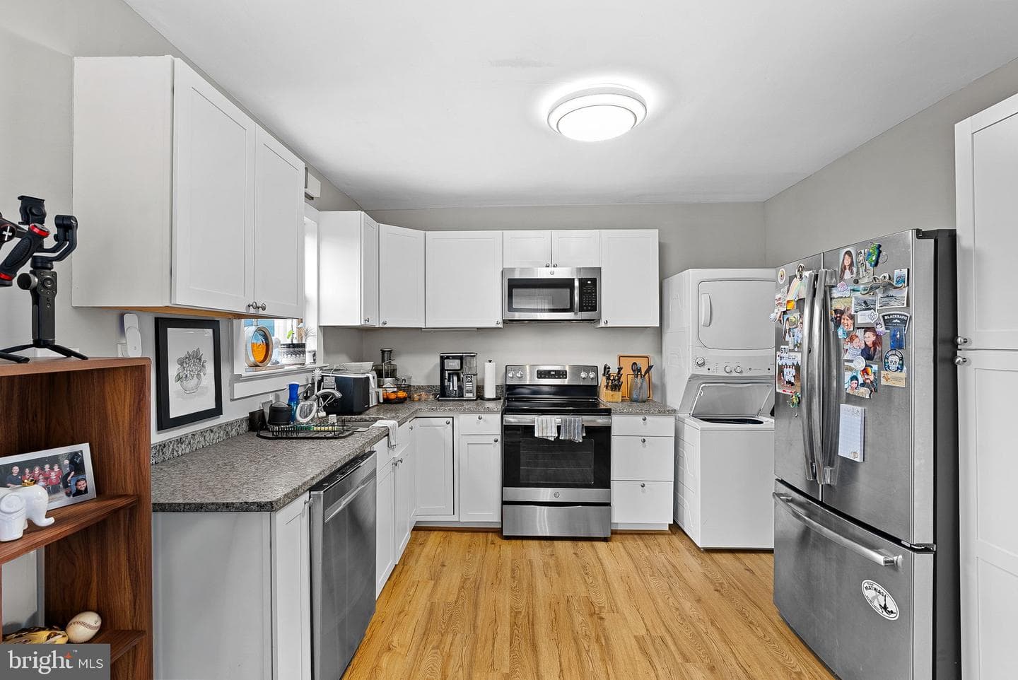 9 Burke Circle photo 9