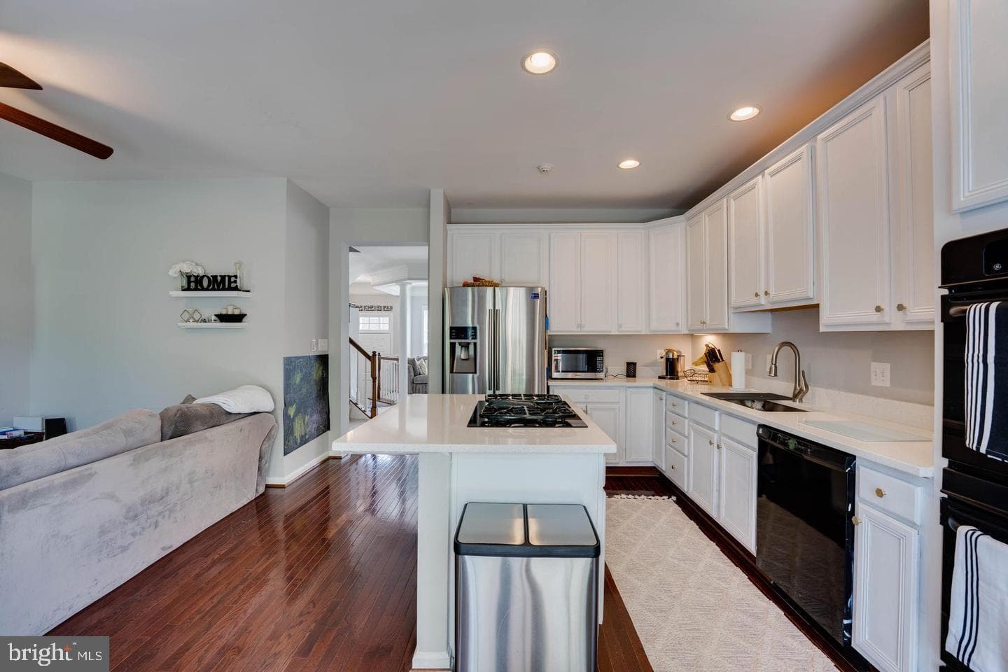 41853 Cinnabar Square photo 11