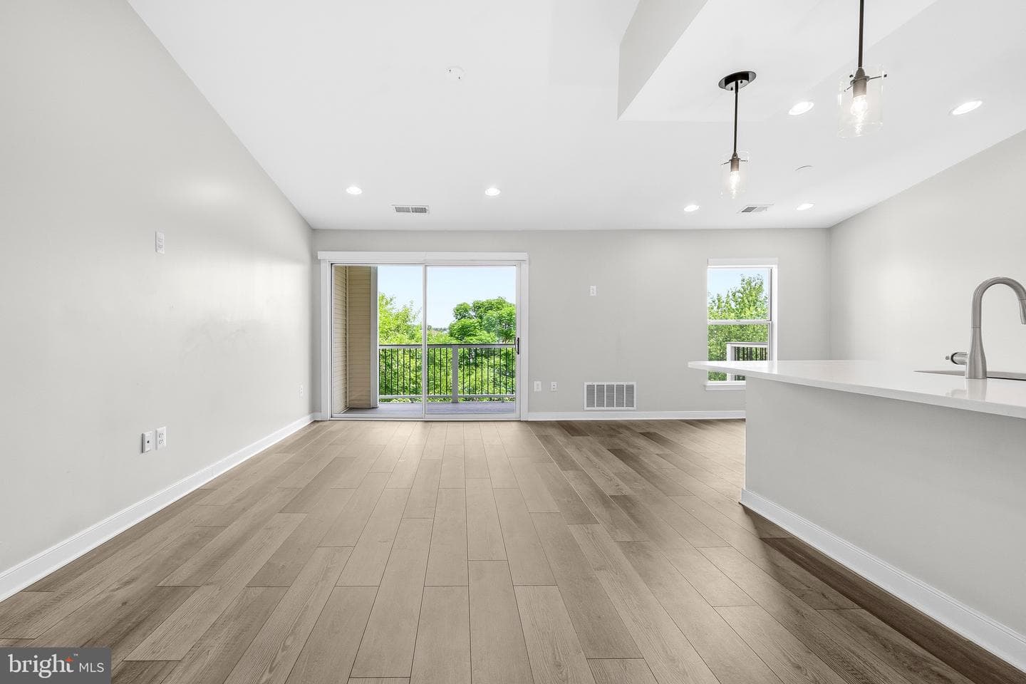 44154 Natalie Terrace #302 photo 9