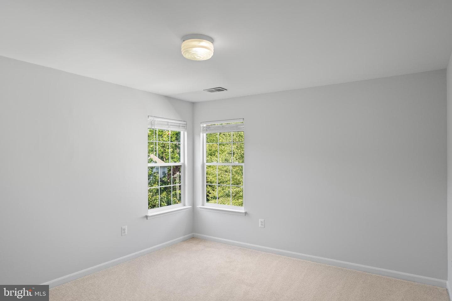 300 N Old Dominion Lane photo 48