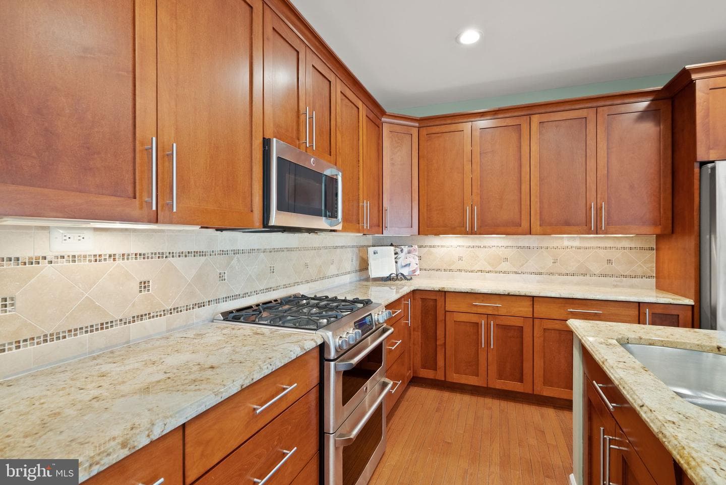 18402 Lanier Island Square photo 12