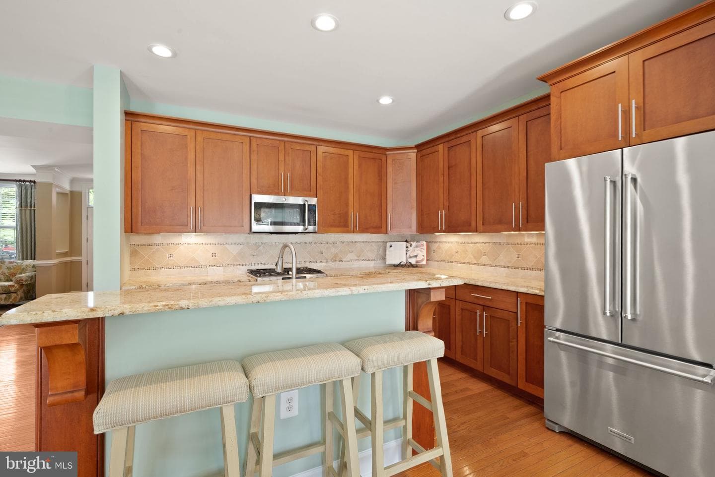 18402 Lanier Island Square photo 18