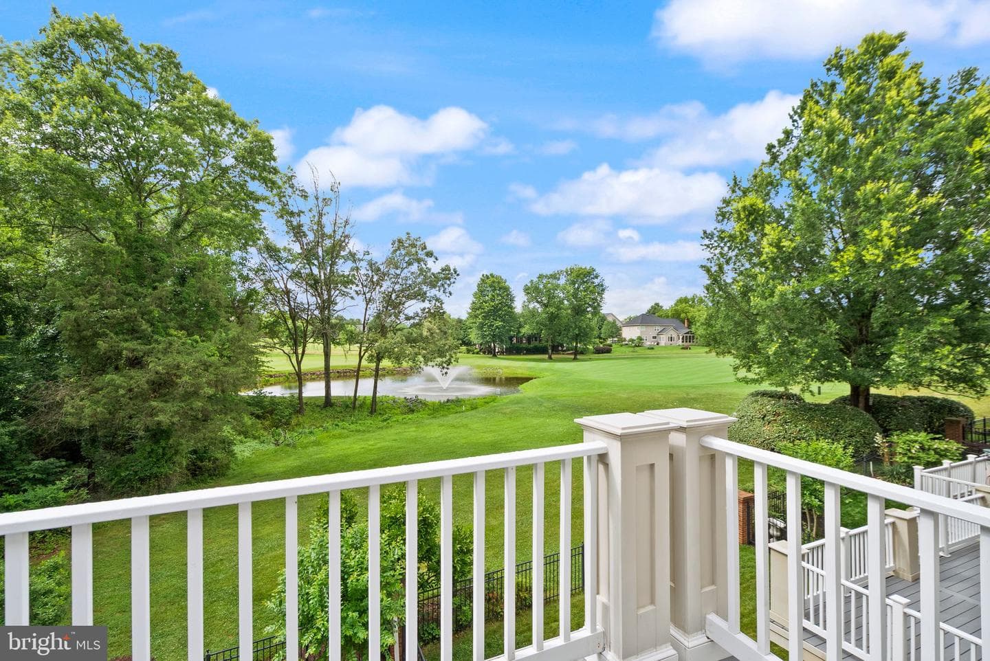 18402 Lanier Island Square photo 33