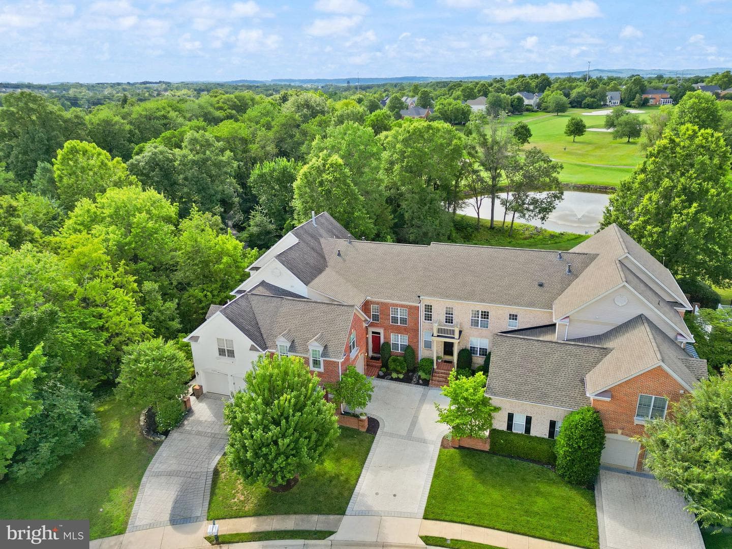 18402 Lanier Island Square photo 61