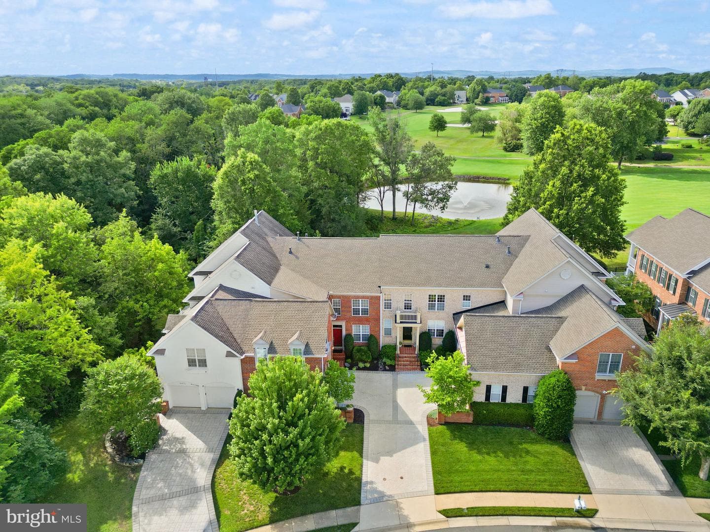 18402 Lanier Island Square photo 62