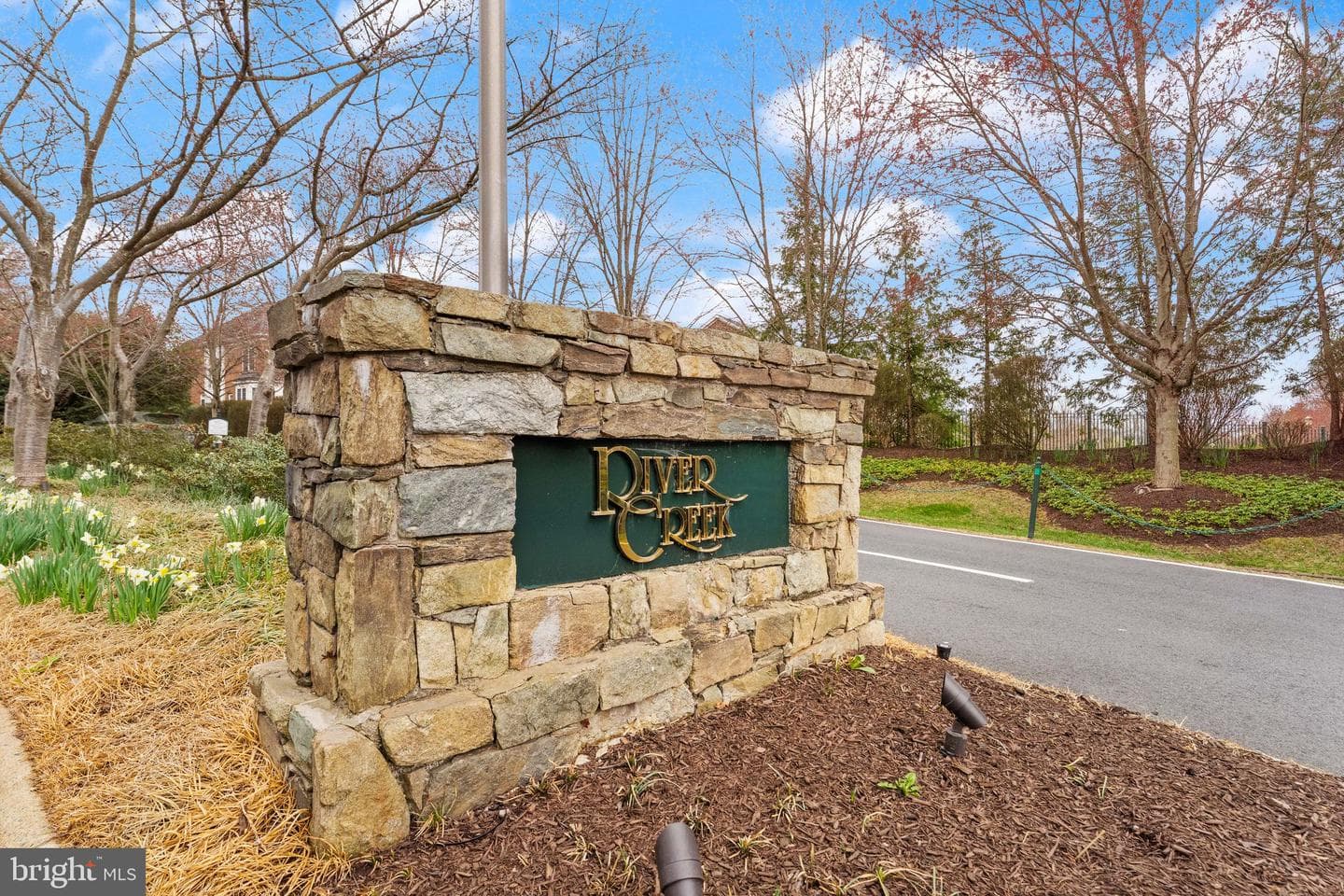 18402 Lanier Island Square photo 82