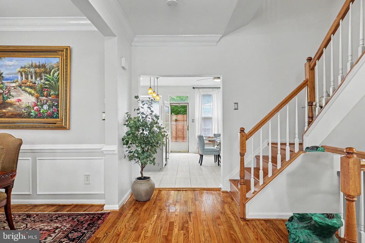 21122 Angela Square photo 7