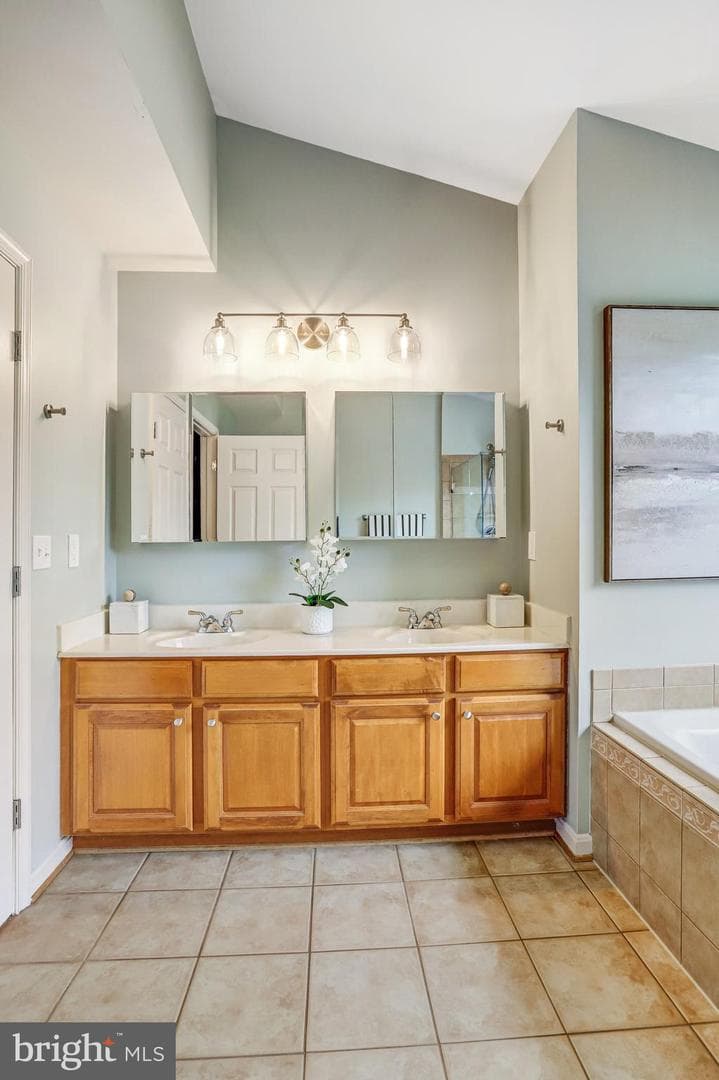 712 Sunflower Court photo 50