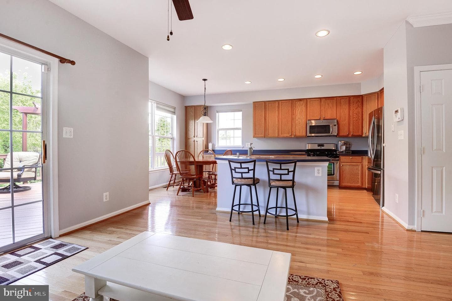180 Spencer Terrace SE photo 16