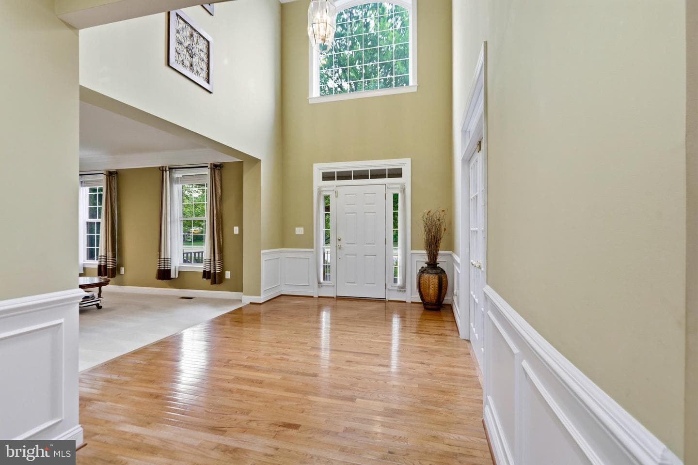 22835 Angelique Drive photo 6