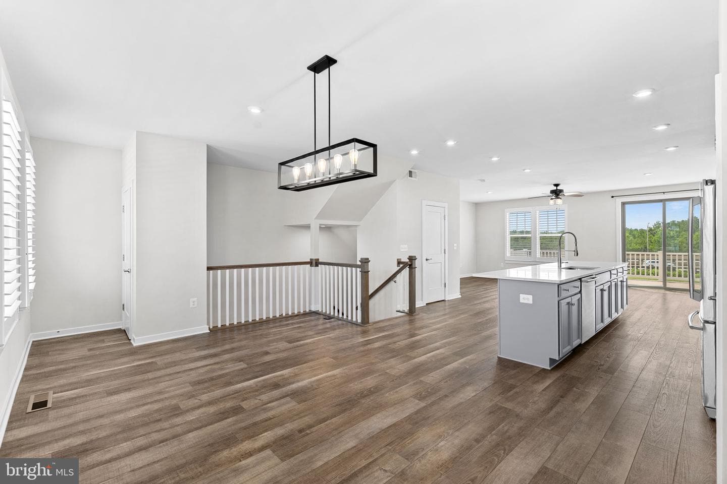 1093 Venifena Terrace SE photo 11