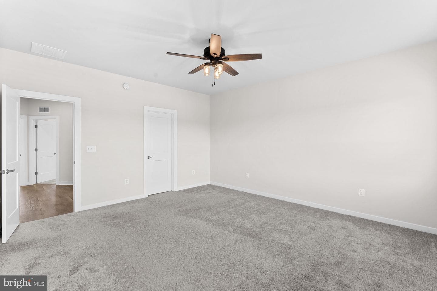1093 Venifena Terrace SE photo 23