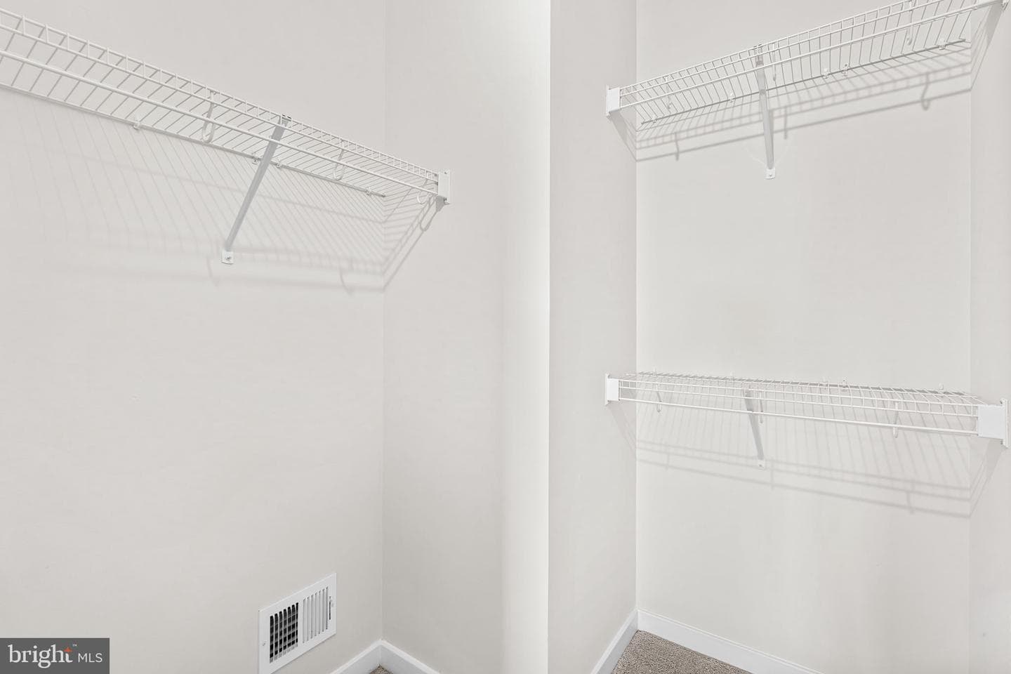 1093 Venifena Terrace SE photo 27