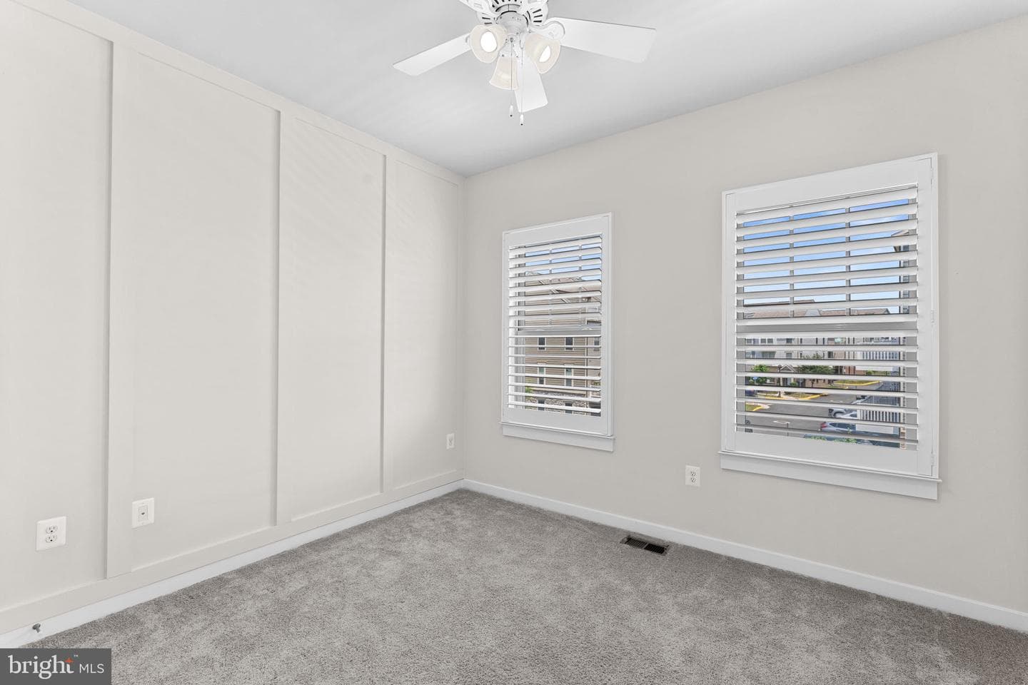 1093 Venifena Terrace SE photo 30