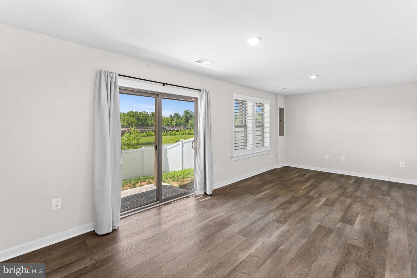 1093 Venifena Terrace SE photo 35