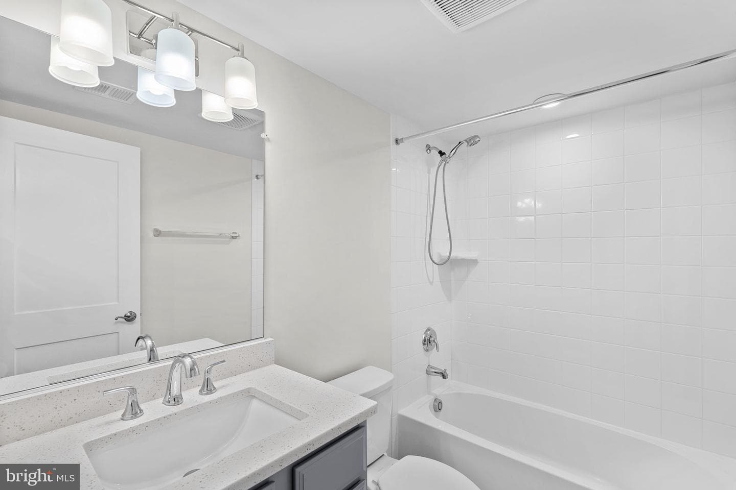 1093 Venifena Terrace SE photo 39