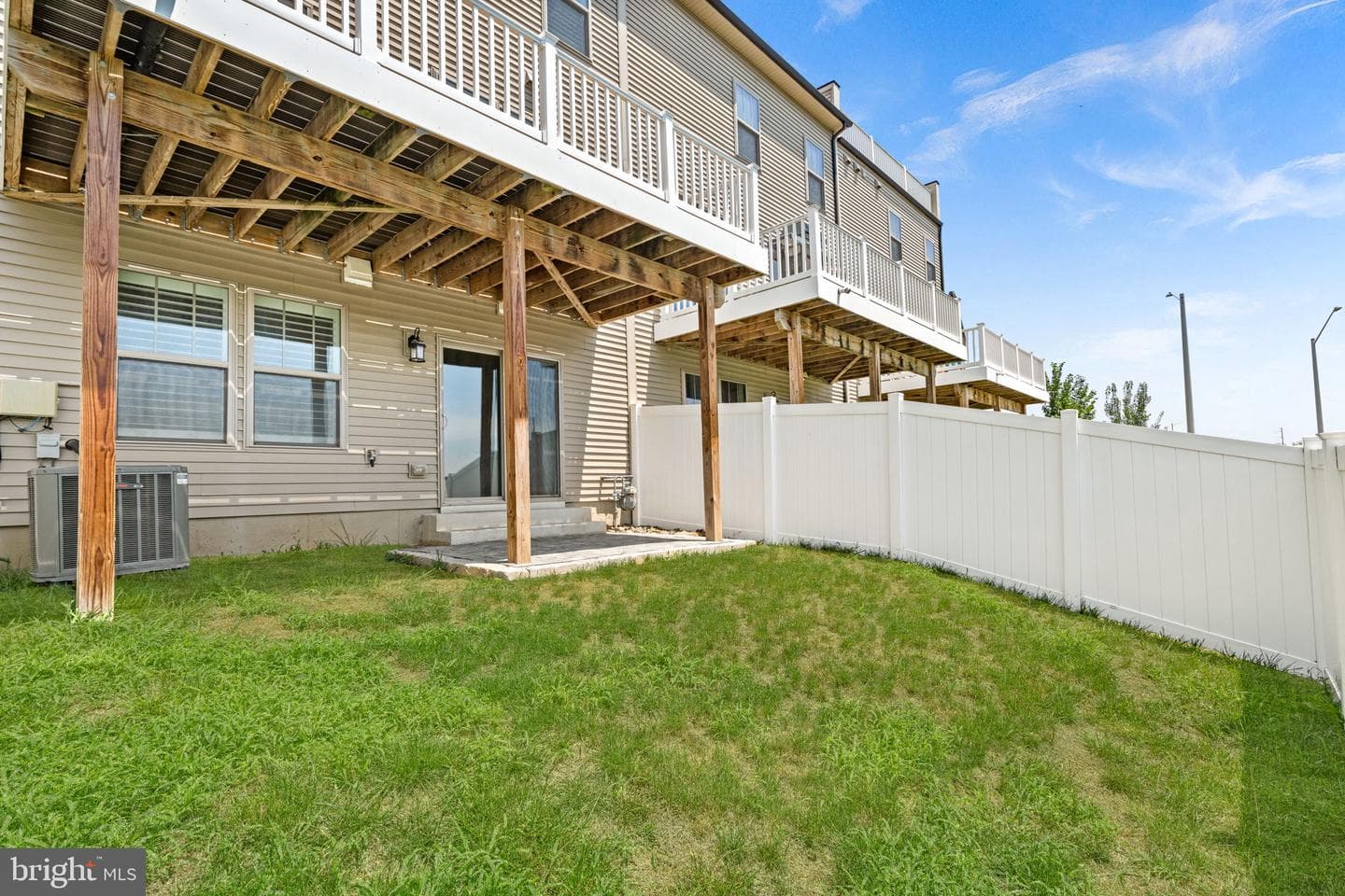 1093 Venifena Terrace SE photo 50