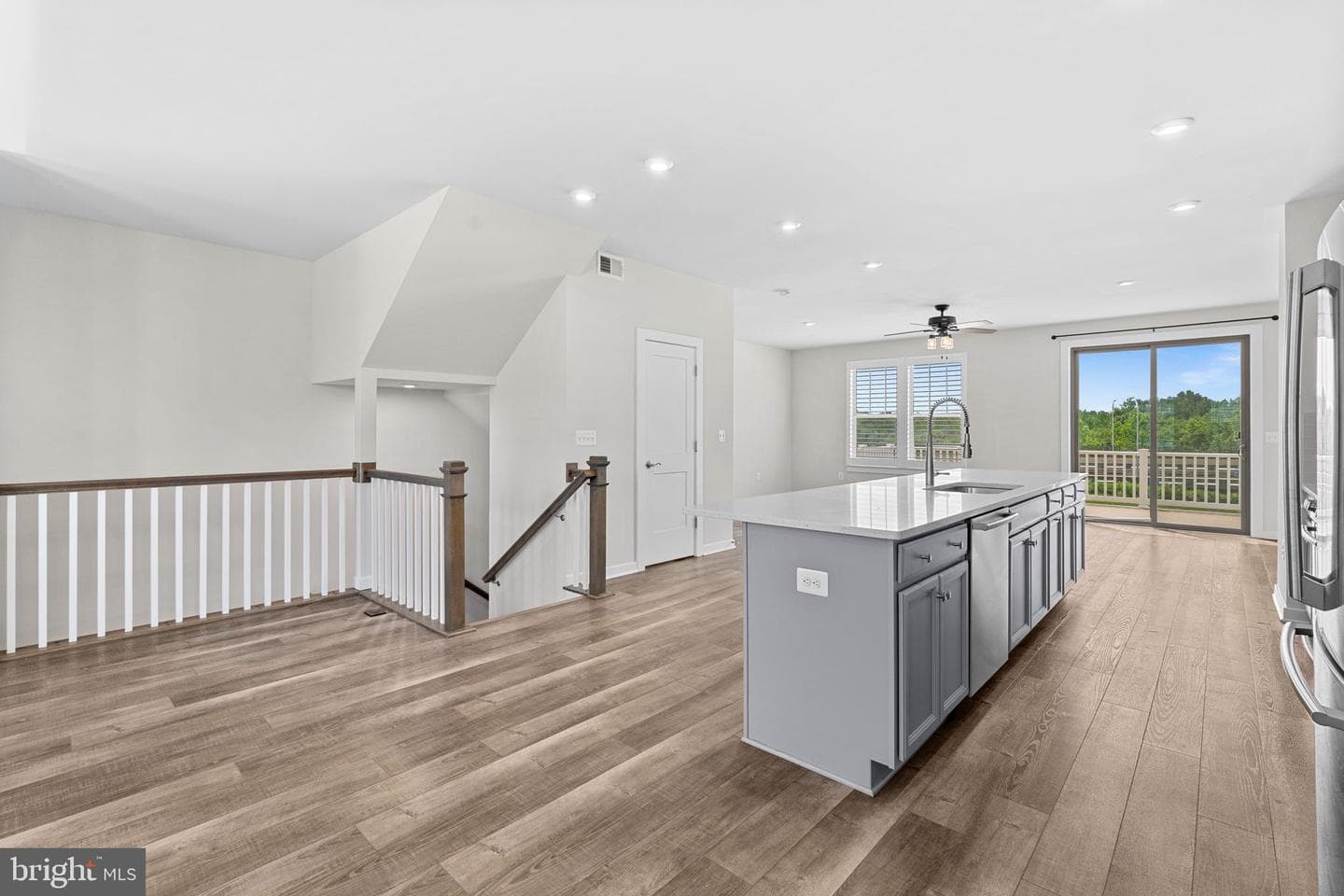 1093 Venifena Terrace SE photo 6