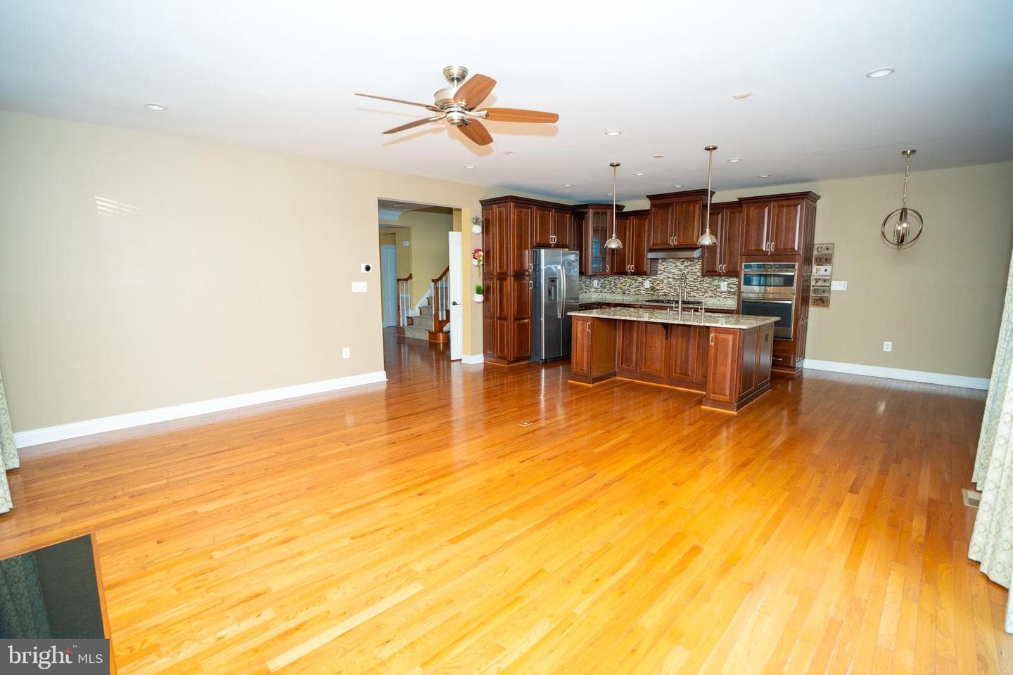 22535 Willington Square photo 12
