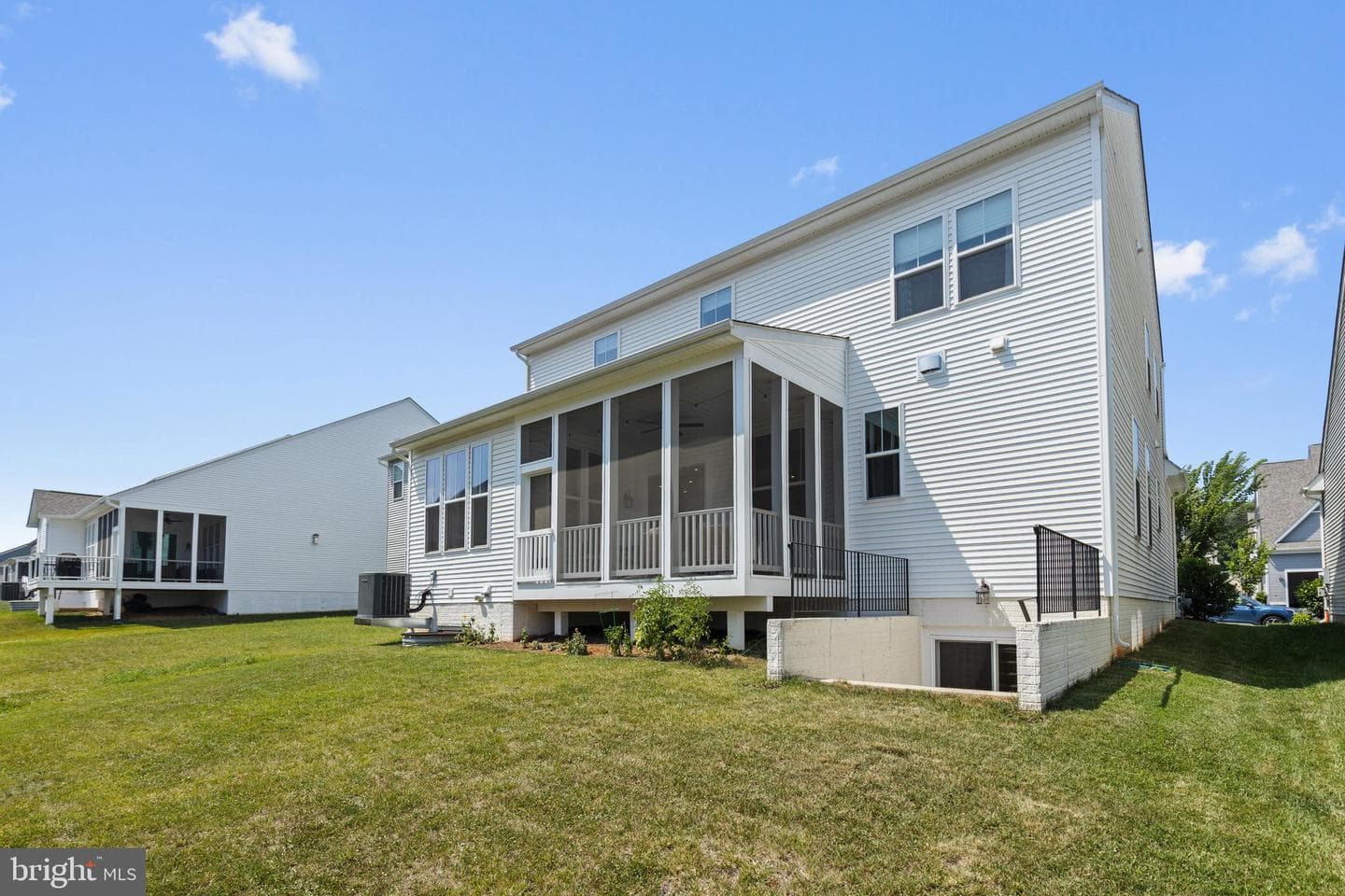 819 Banker Drive SW photo 48