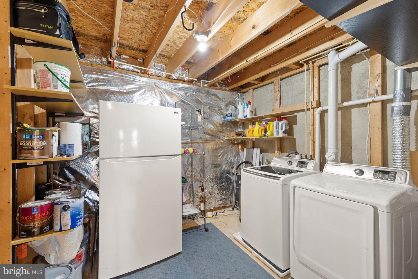 203 Shirley Square SE photo 56