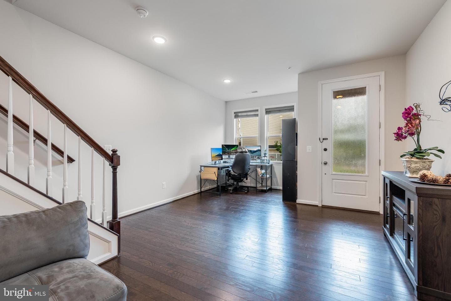 24592 Rosebay Terrace photo 3