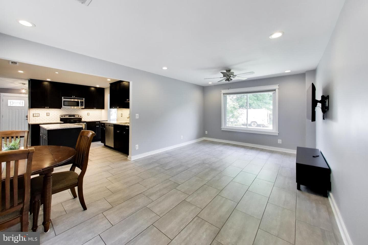 422 Avondale Drive photo 17