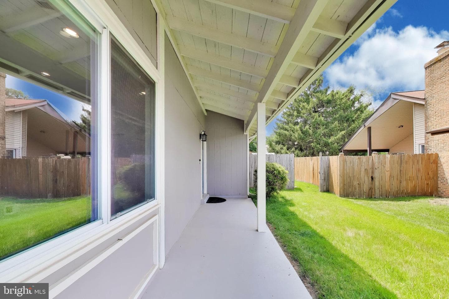 422 Avondale Drive photo 5