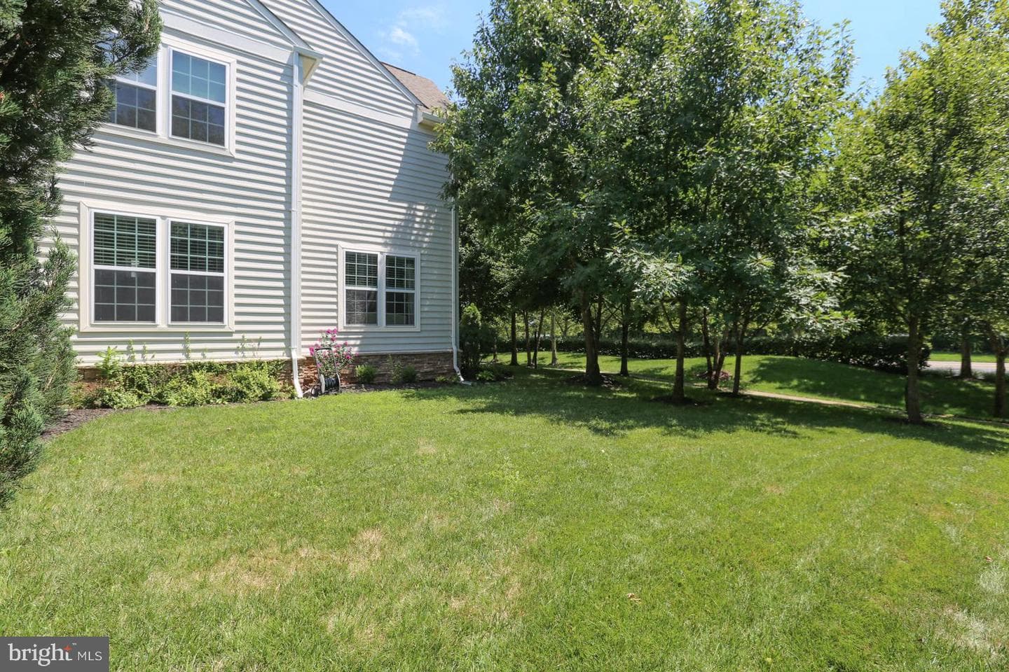 23054 Bronstein Lane photo 66