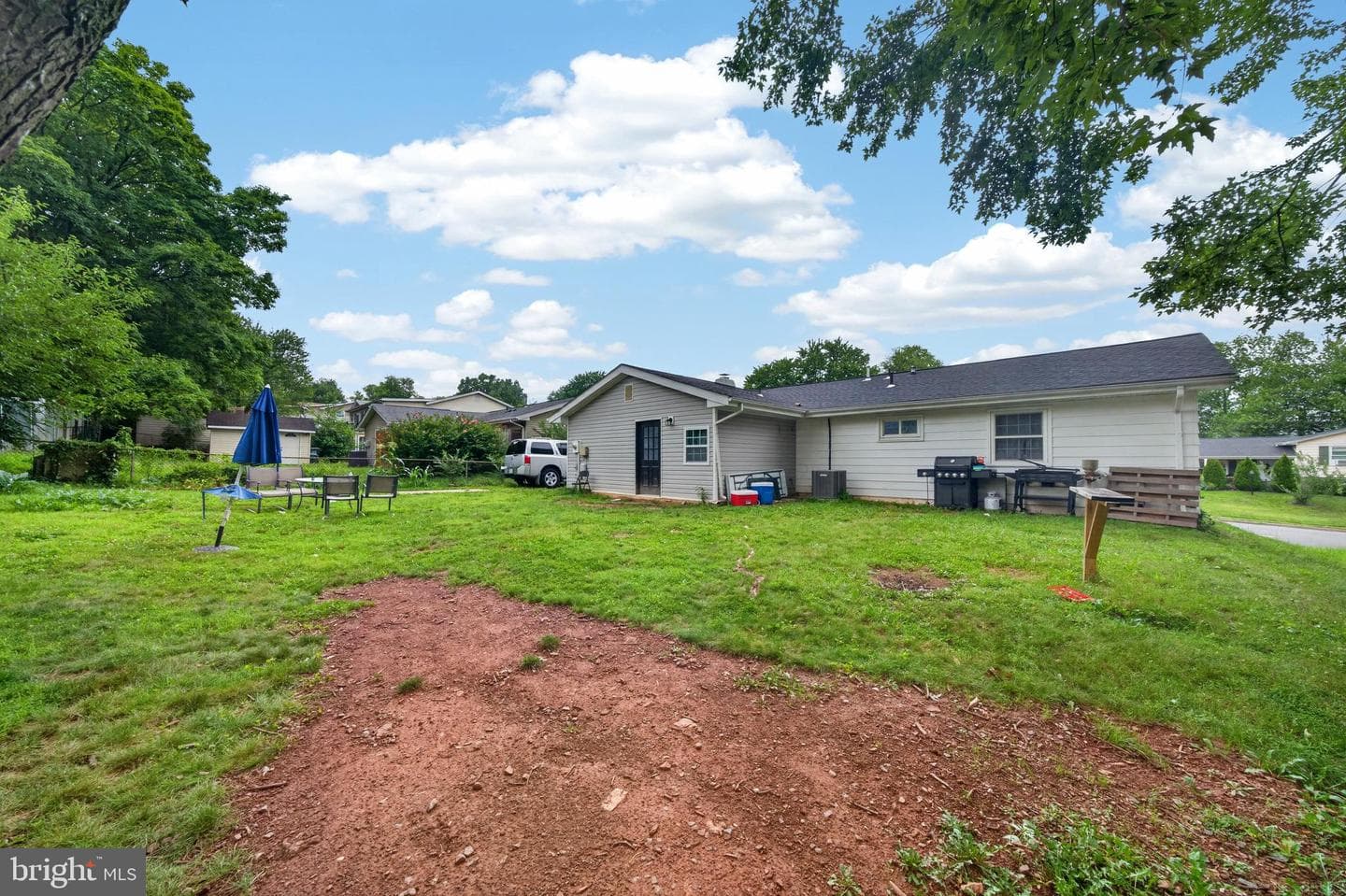 1314 E Holly Avenue photo 25
