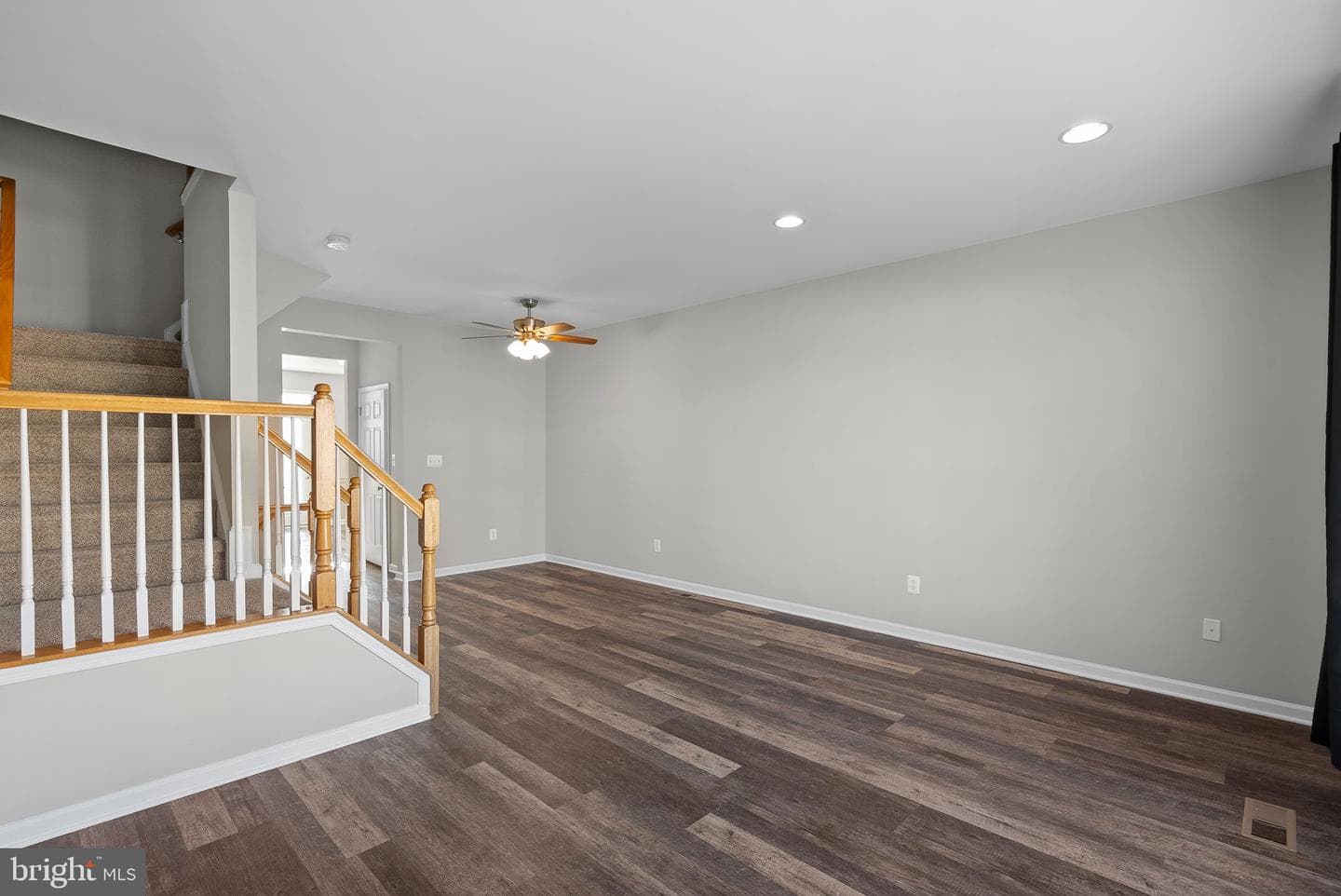 42633 Homefront Terrace photo 28