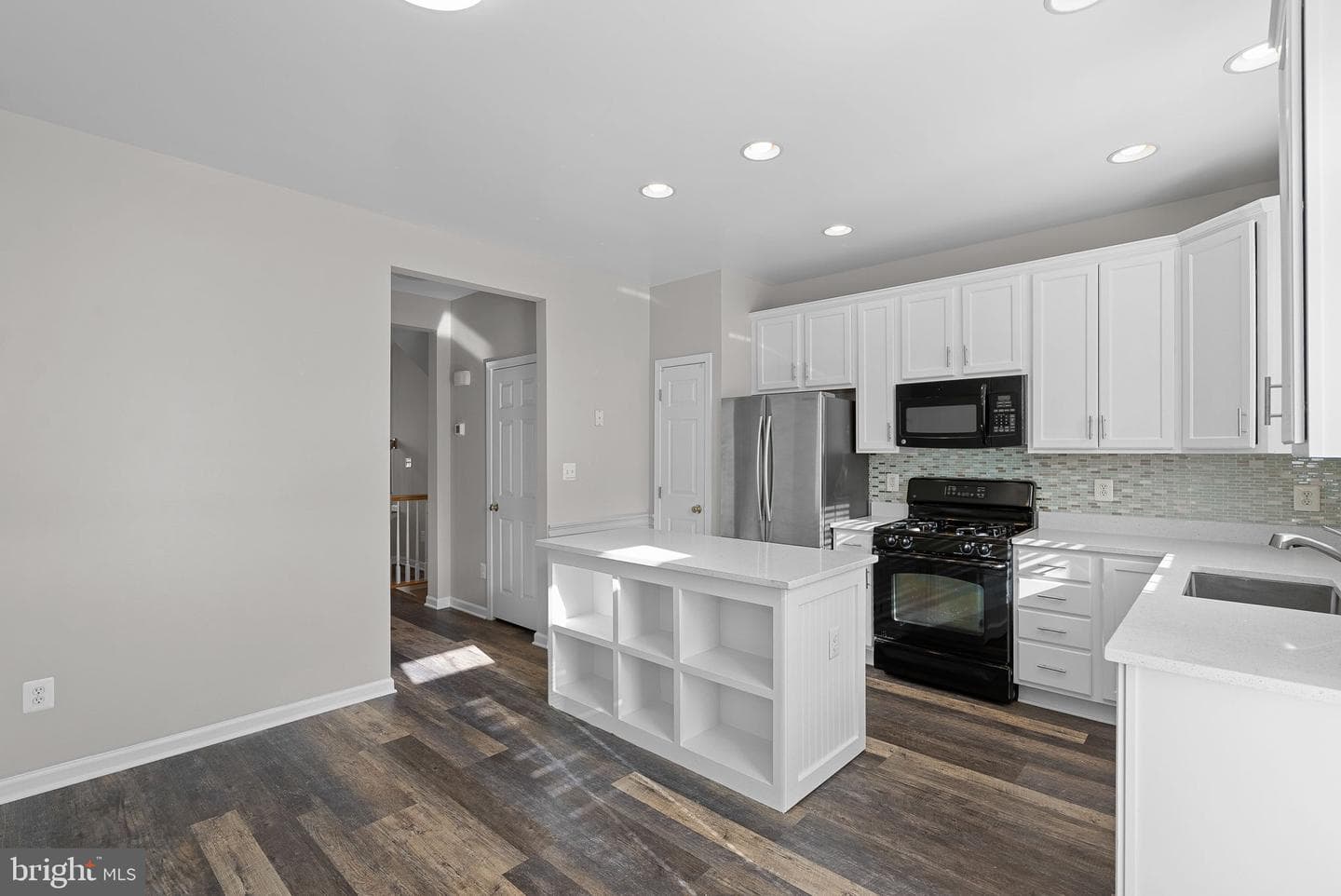 42633 Homefront Terrace photo 32