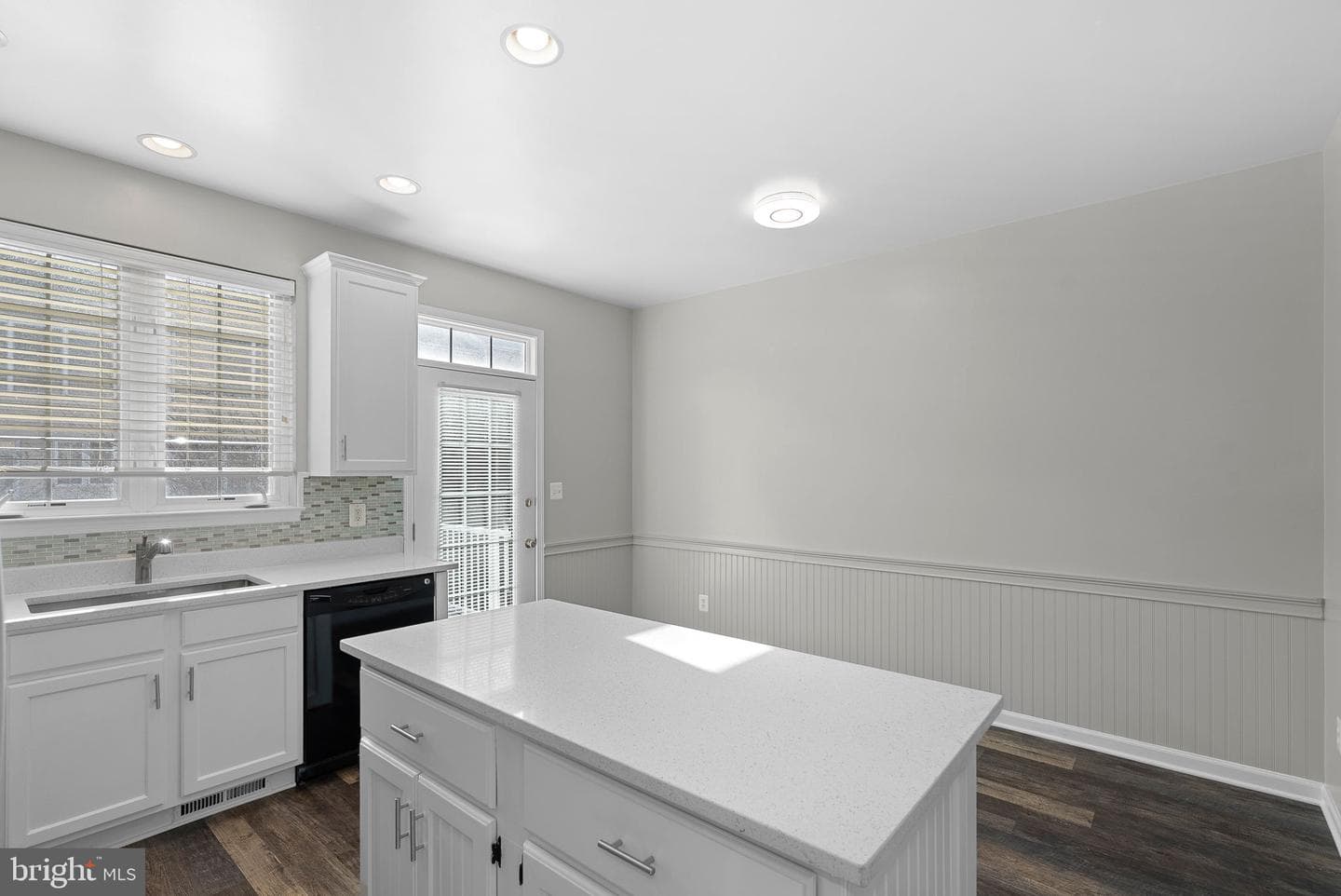 42633 Homefront Terrace photo 34