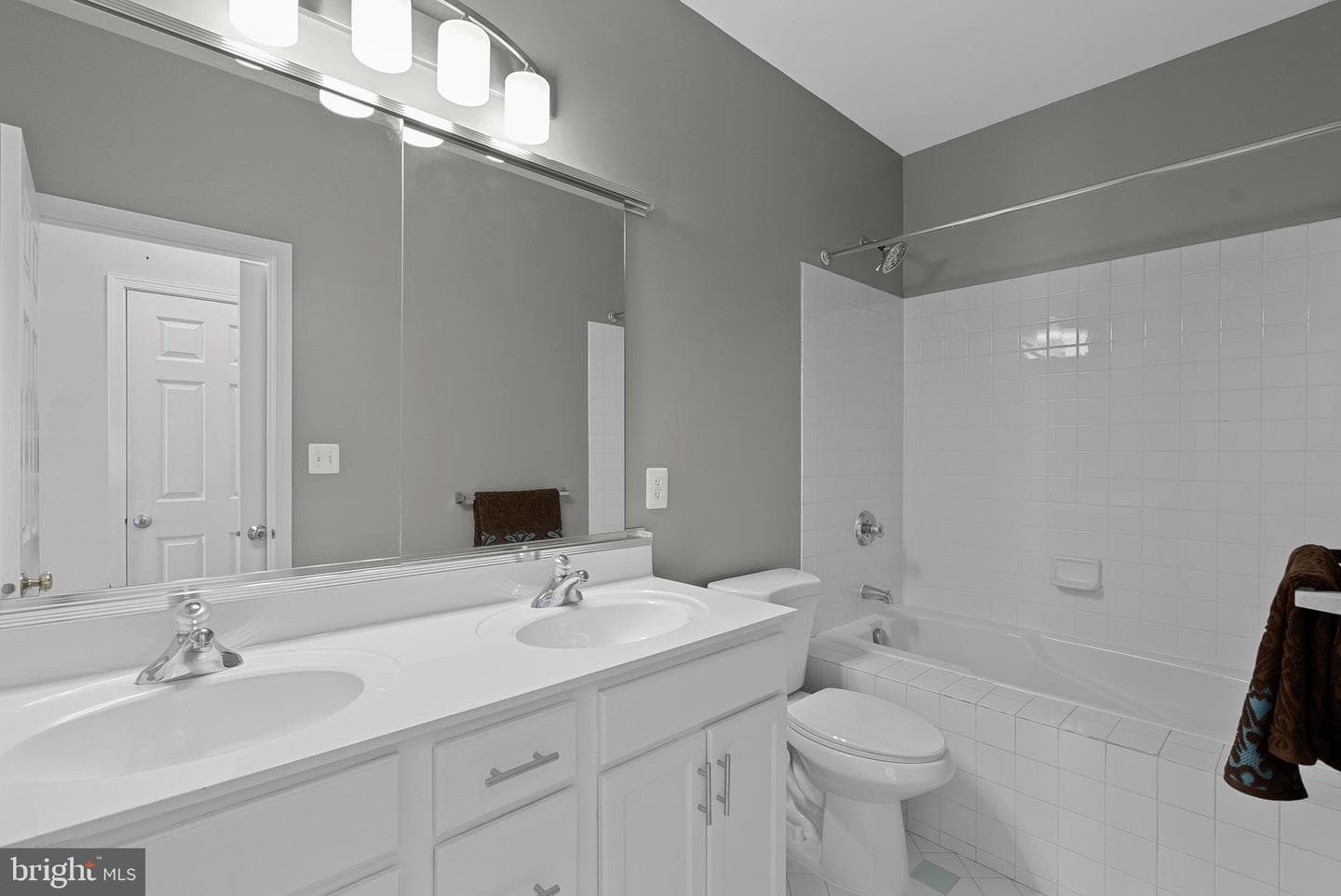 42633 Homefront Terrace photo 43