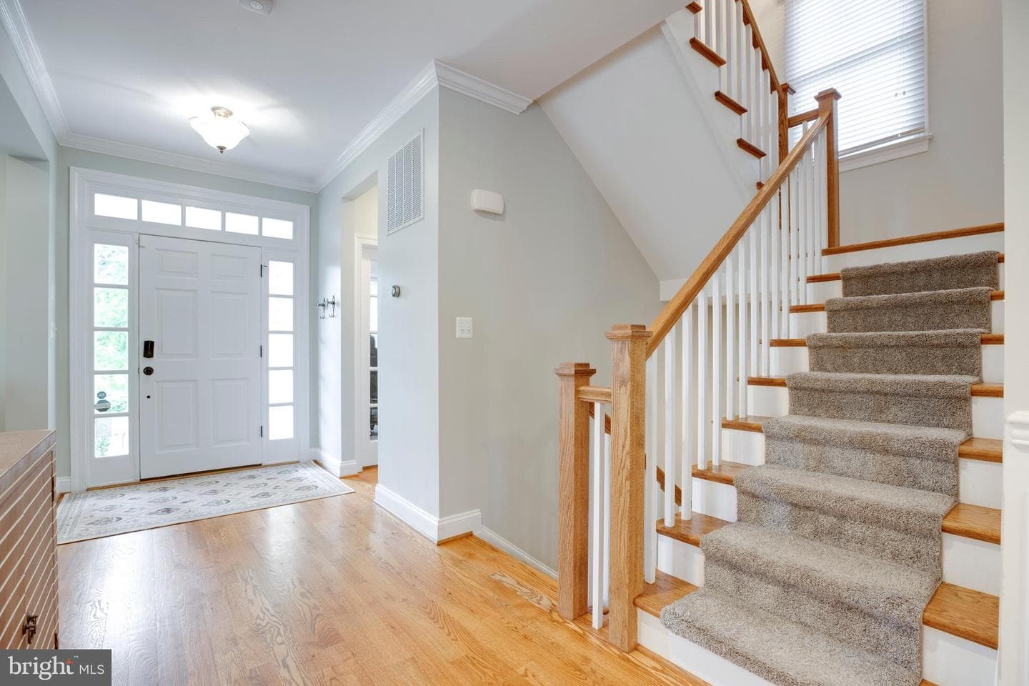 207 North Street NE photo 9