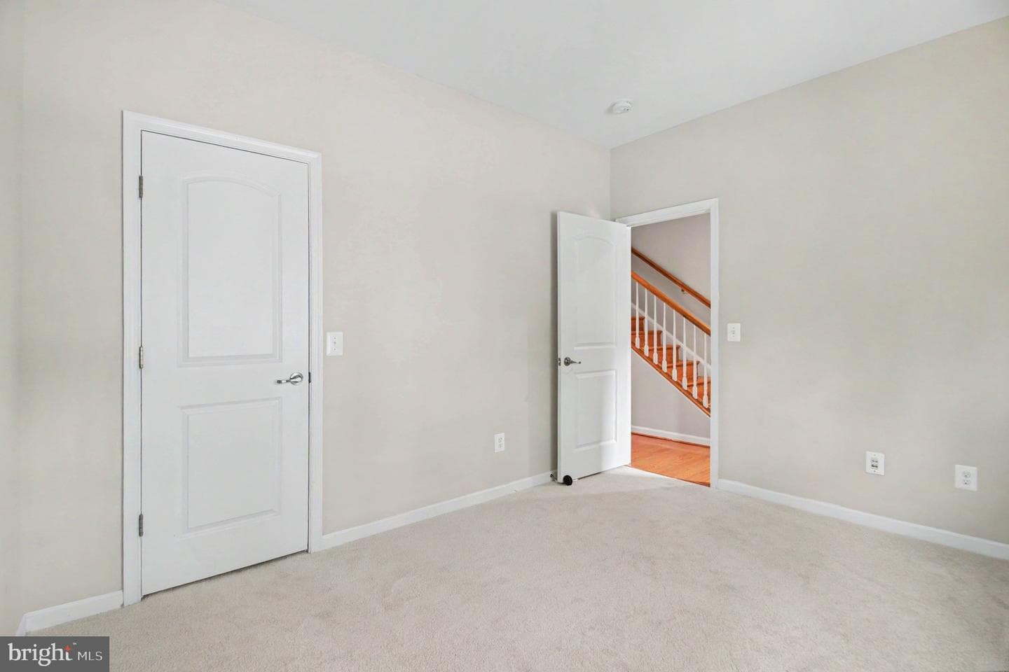 43920 Avenza Terrace photo 11
